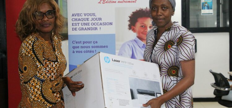Actions sociales / JD Éditions vient en aide au lycée moderne de Biankouma